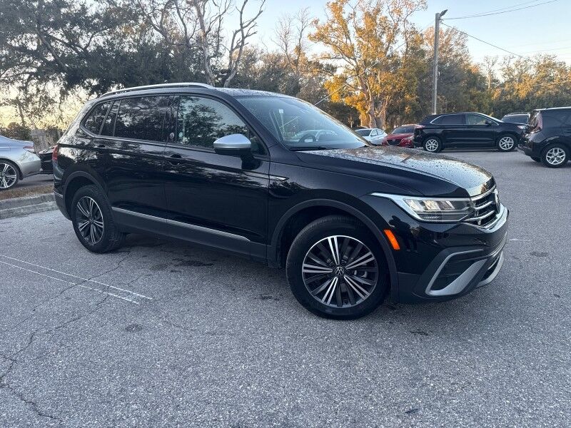 2024 Volkswagen Tiguan Wolfsburg Edition w/THREE-ROW LTHR & PANO SUNROOF Seffner FL