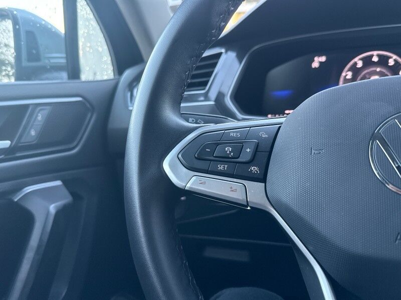 2024 Volkswagen Tiguan Wolfsburg Edition w/THREE-ROW LTHR & PANO SUNROOF Seffner FL