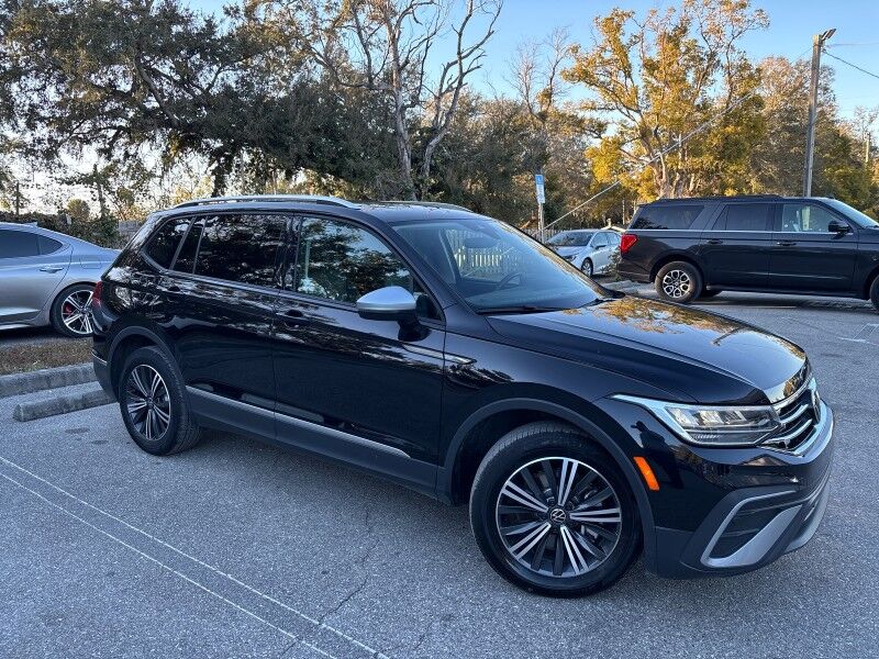 2024 Volkswagen Tiguan Wolfsburg Edition w/THREE-ROW LTHR & PANO SUNROOF Seffner FL