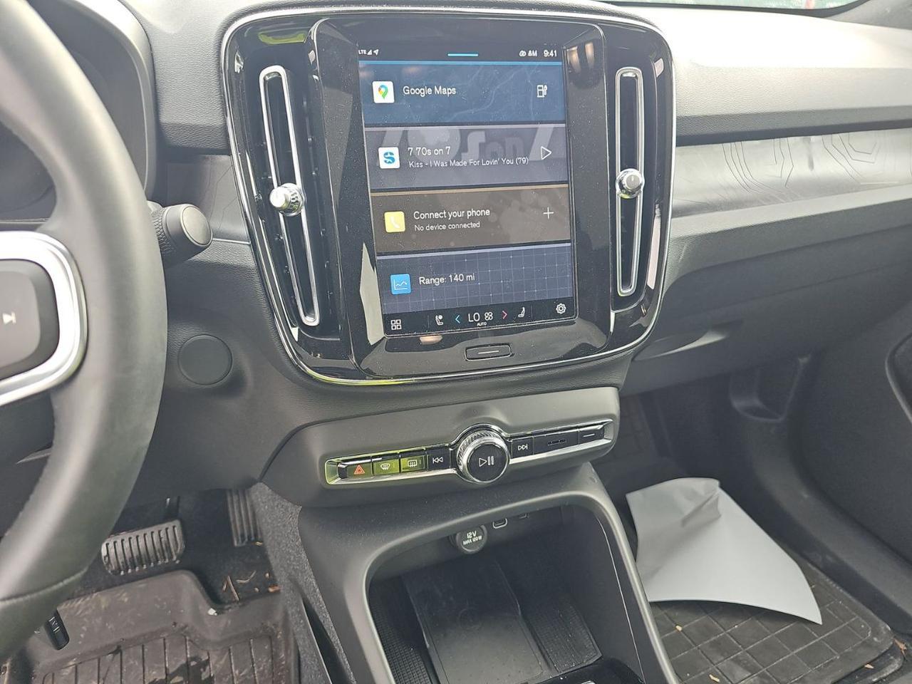 2024 Volvo C40 Recharge P8 Long Range 297mi* ULTIMATE w/Harman Kardon, Pilot Assist, Heat Pump, 4 Heated Seats & Wheel Portland OR