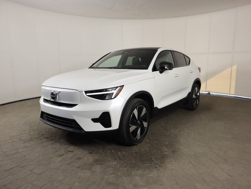 2024 Volvo C40 Recharge Pure Electric Twin AWD Core Maumee OH