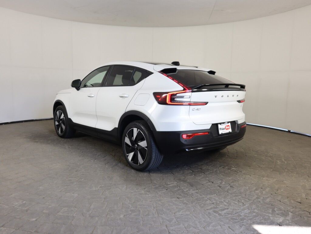 2024 Volvo C40 Recharge Pure Electric Twin AWD Core Maumee OH
