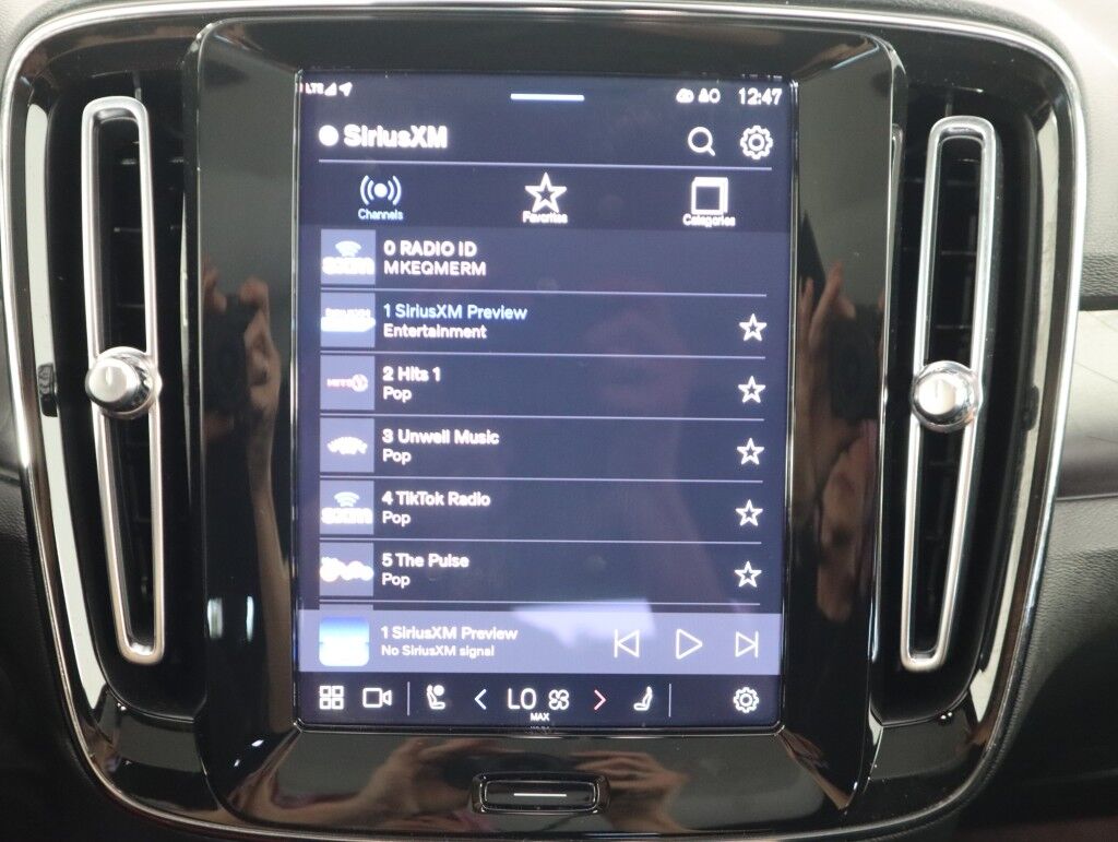 2024 Volvo C40 Recharge Pure Electric Twin AWD Core Maumee OH