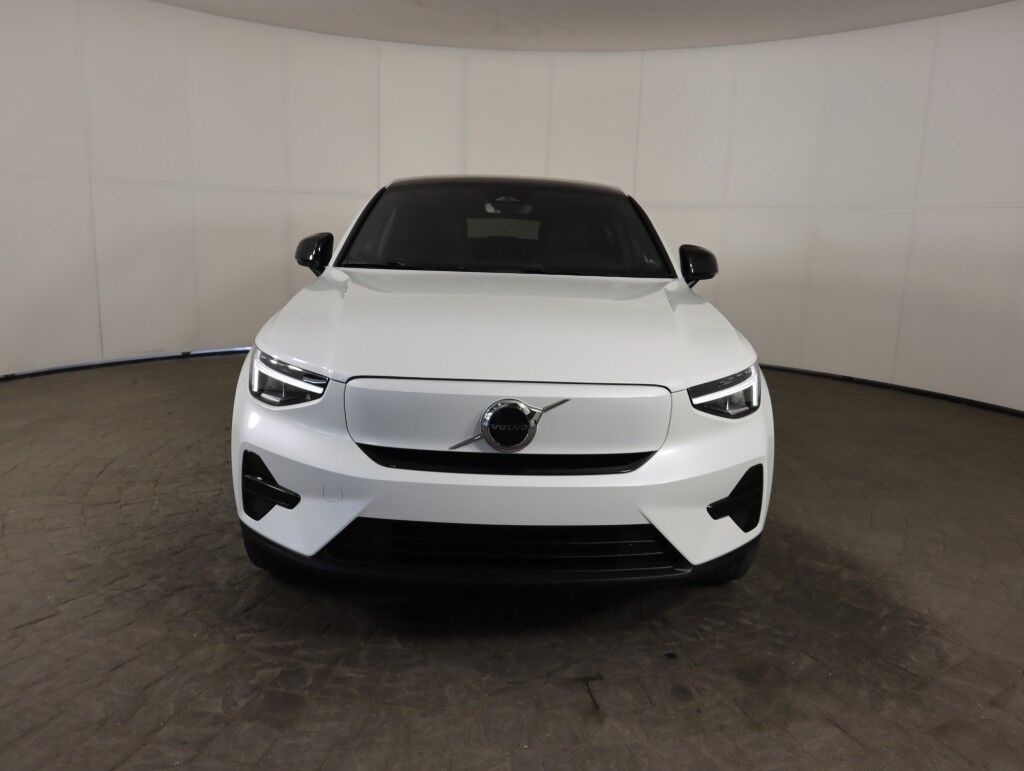 2024 Volvo C40 Recharge Pure Electric Twin AWD Core Maumee OH
