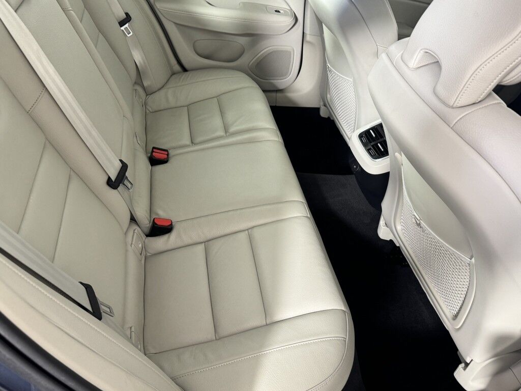 2024 Volvo S60 AWD Ultimate Dark Theme Maumee OH