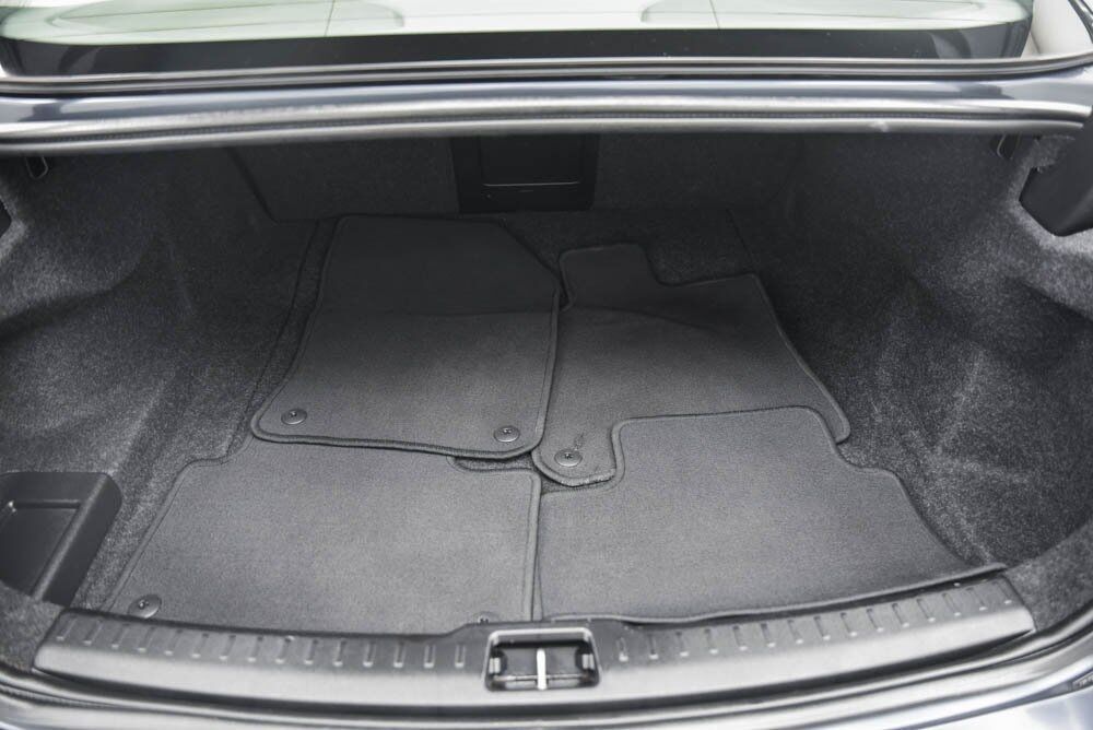 2024 Volvo S60 B5 Core Dark Theme Akron OH