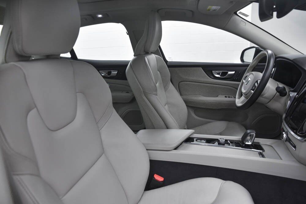 2024 Volvo S60 B5 Core Dark Theme Akron OH