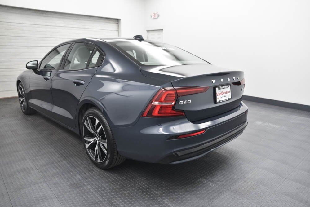 2024 Volvo S60 B5 Core Dark Theme Akron OH