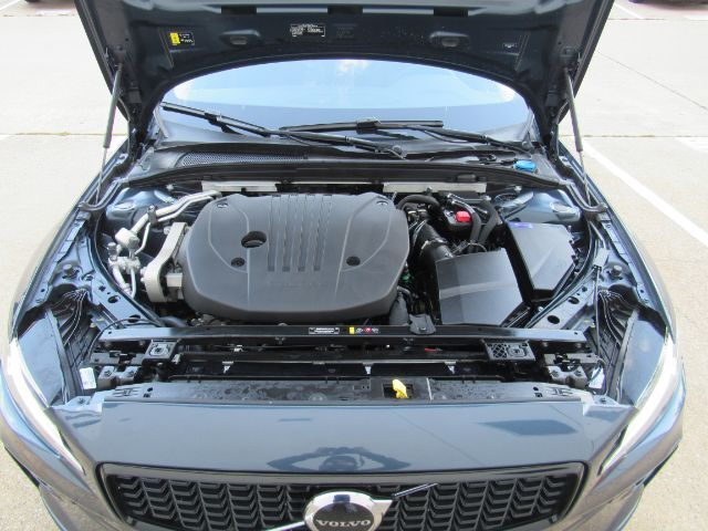 2024 Volvo S60 B5 Core Dark Theme Plano TX