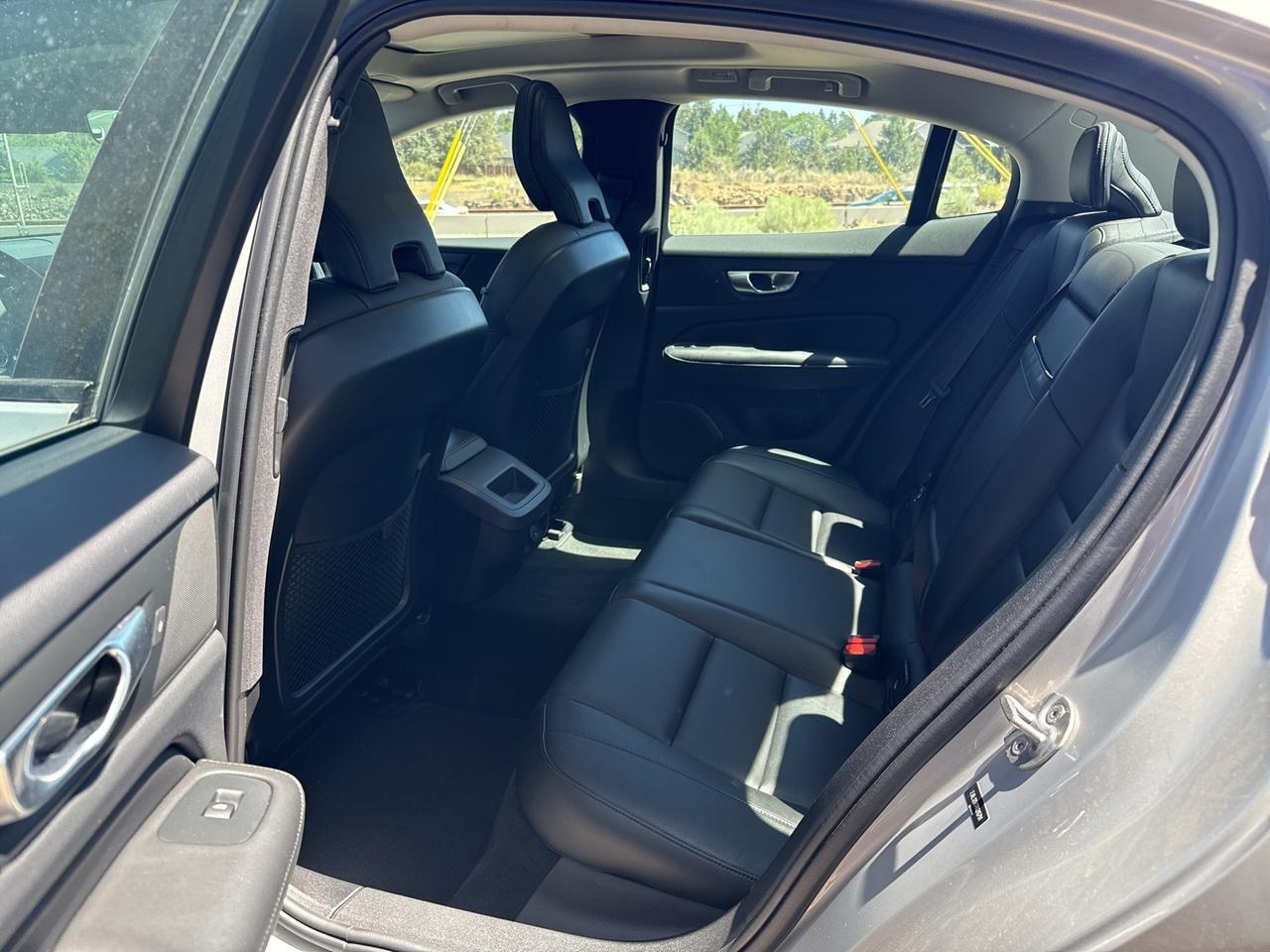 2024 Volvo S60 B5 Core Dark Theme Bend OR