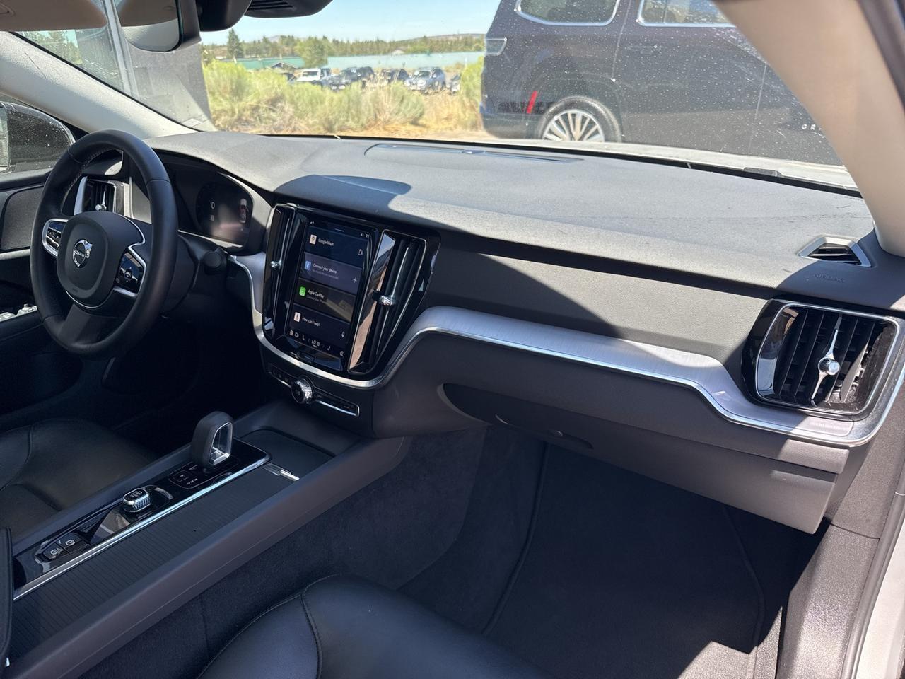 2024 Volvo S60 B5 Core Dark Theme Bend OR