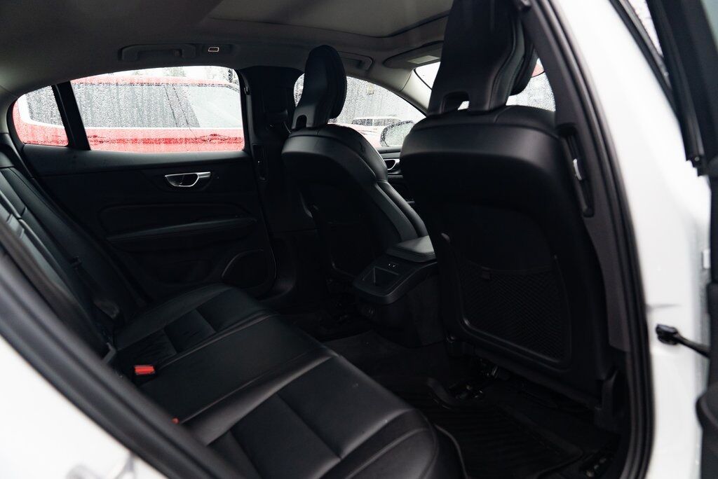 2024 Volvo S60 B5 Core Dark Theme Milwaukie OR