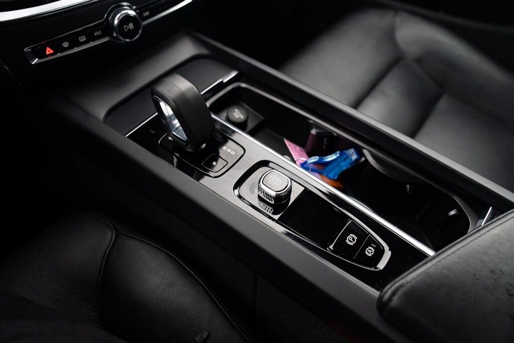 2024 Volvo S60 B5 Core Dark Theme Milwaukie OR