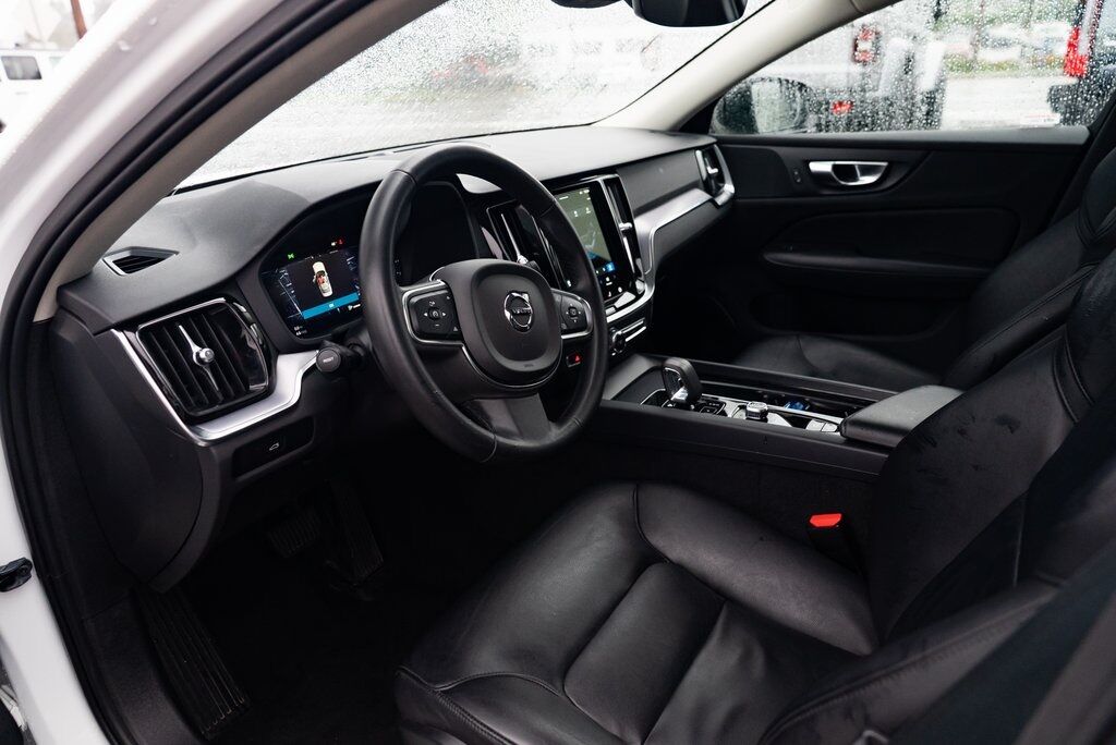 2024 Volvo S60 B5 Core Dark Theme Milwaukie OR