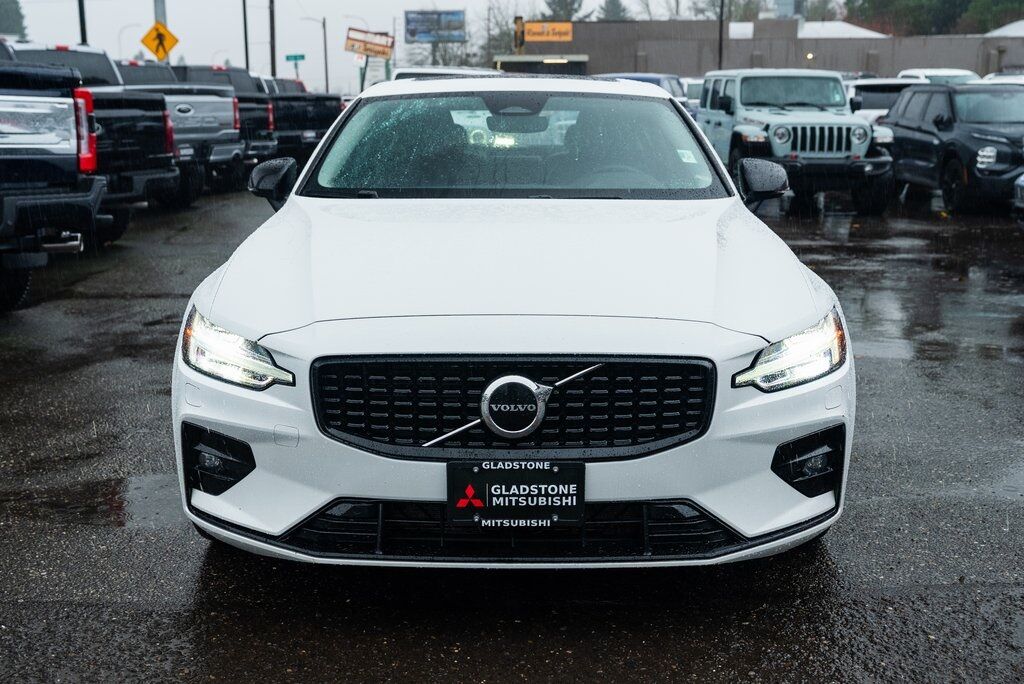 2024 Volvo S60 B5 Core Dark Theme Milwaukie OR