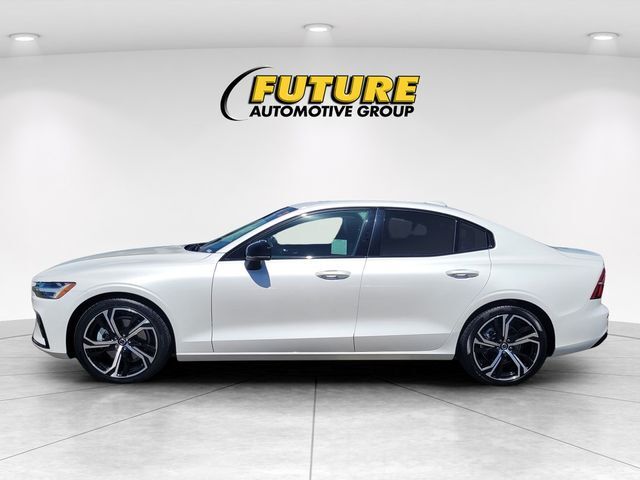 2024 Volvo S60 B5 Core Dark Theme Roseville CA