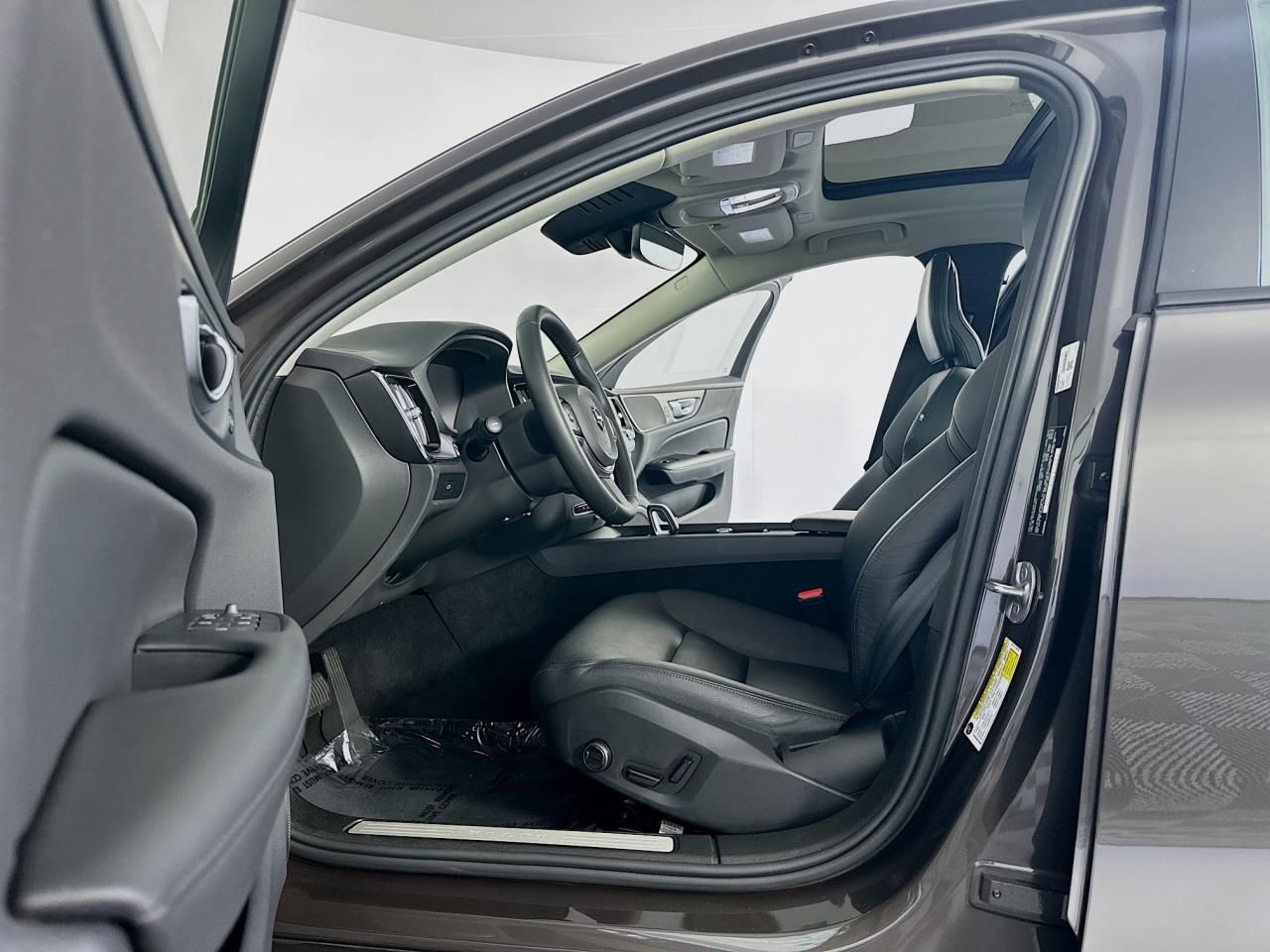2024 Volvo S60 B5 Core Dark Theme Tacoma WA