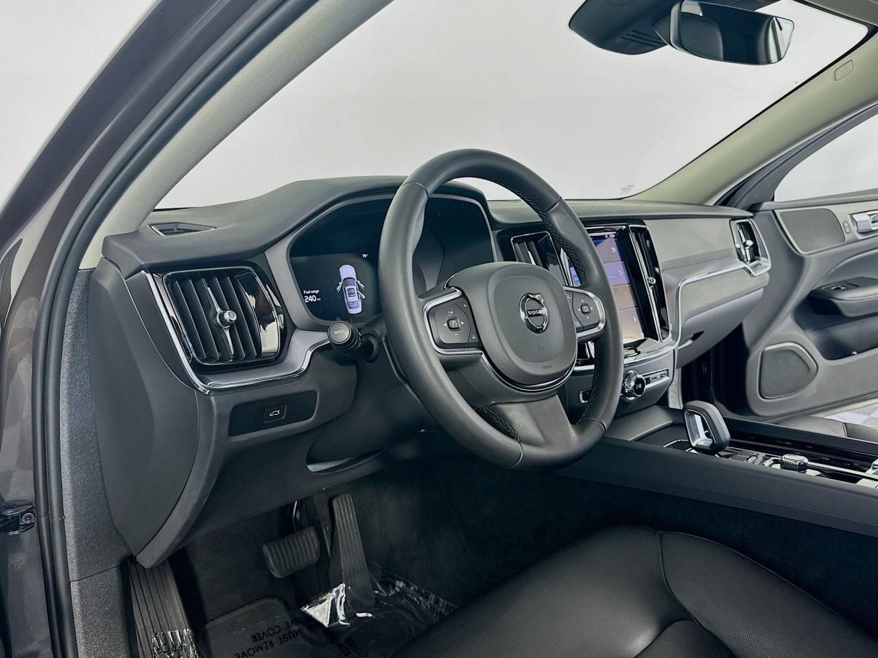 2024 Volvo S60 B5 Core Dark Theme Tacoma WA