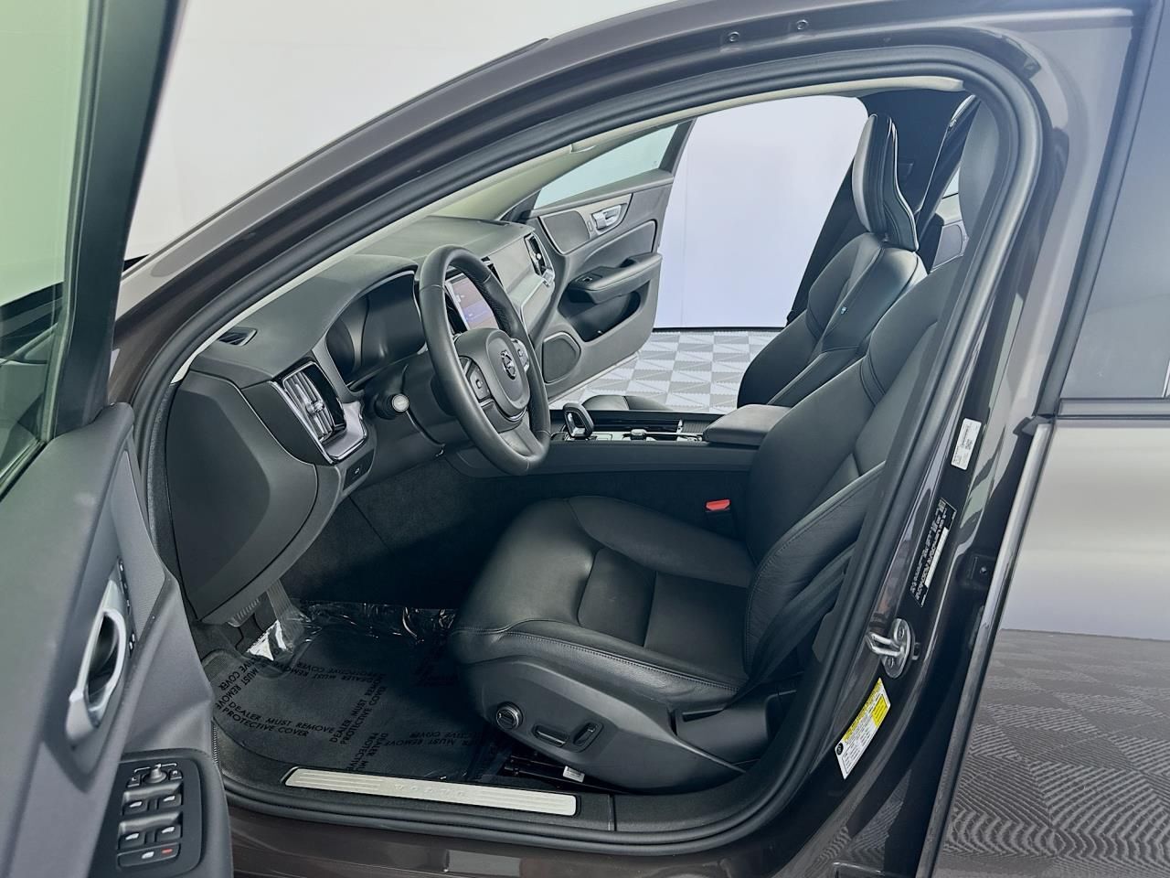 2024 Volvo S60 B5 Core Dark Theme Tacoma WA