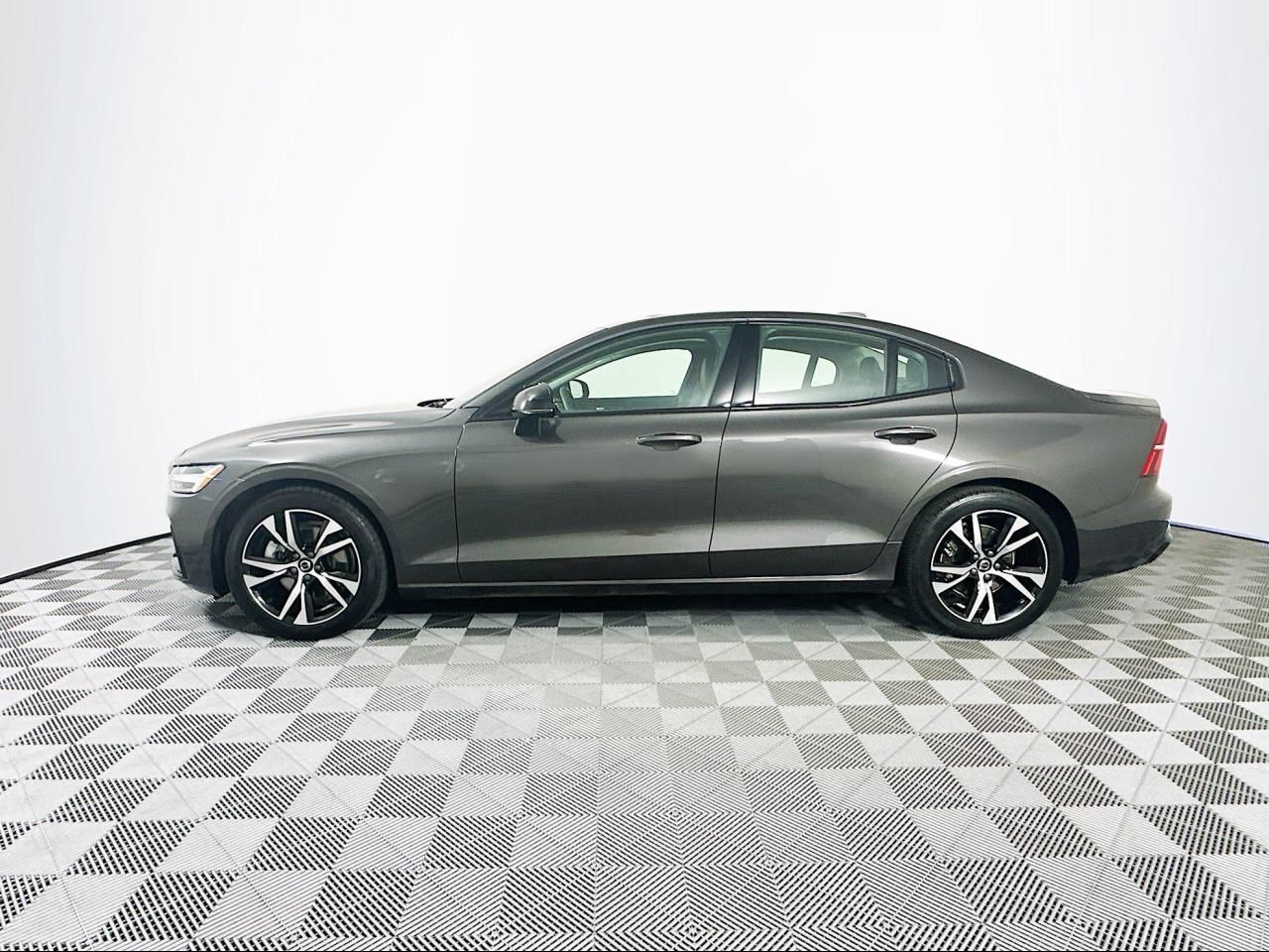 2024 Volvo S60 B5 Core Dark Theme Tacoma WA