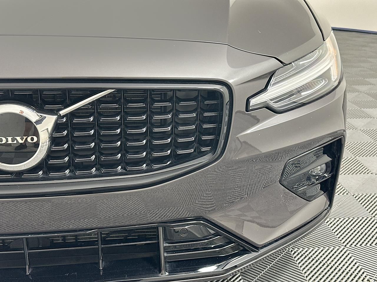 2024 Volvo S60 B5 Core Dark Theme Tacoma WA
