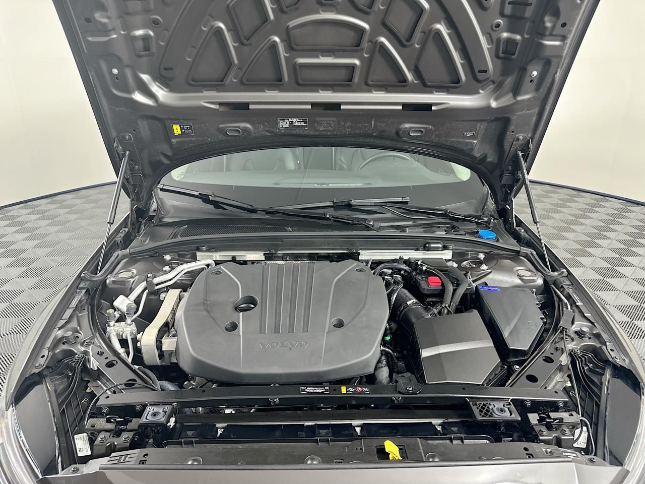 2024 Volvo S60 B5 Core Dark Theme Tacoma WA