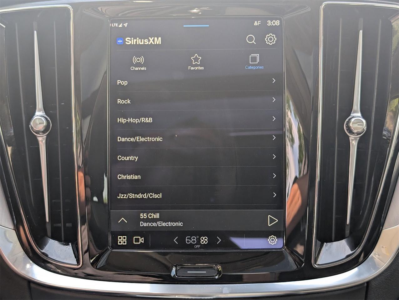 2024 Volvo S60 B5 Core Dark Theme Hagerstown MD