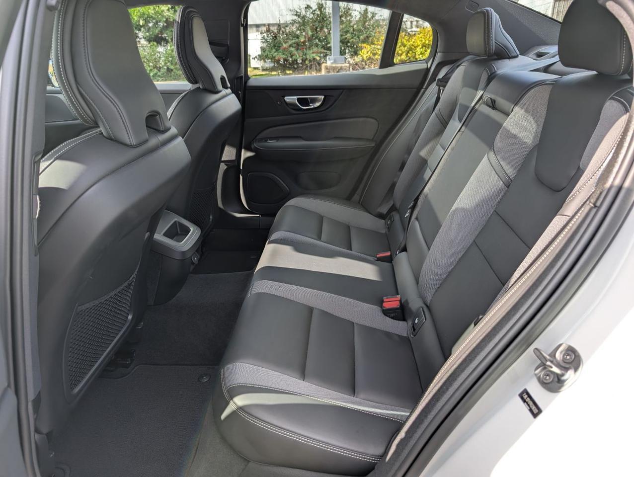 2024 Volvo S60 B5 Hybrid PLUS Black Edition | High Performance Audio, Pilot Assist, 360 Cam & Google Built In Portland OR