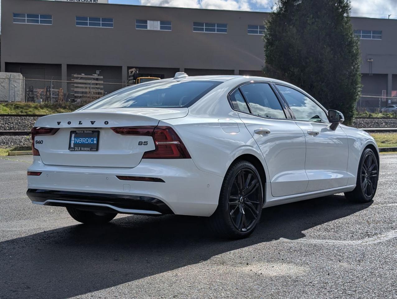 2024 Volvo S60 B5 Hybrid PLUS Black Edition | High Performance Audio, Pilot Assist, 360 Cam & Google Built In Portland OR