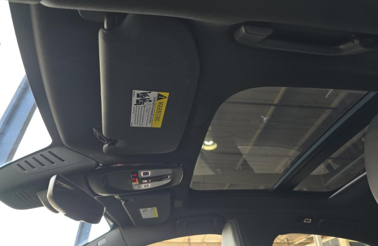 2024 Volvo S60 B5 Hybrid PLUS Black Edition | High Performance Audio, Pilot Assist, 360° Cam & Google Built In Portland OR