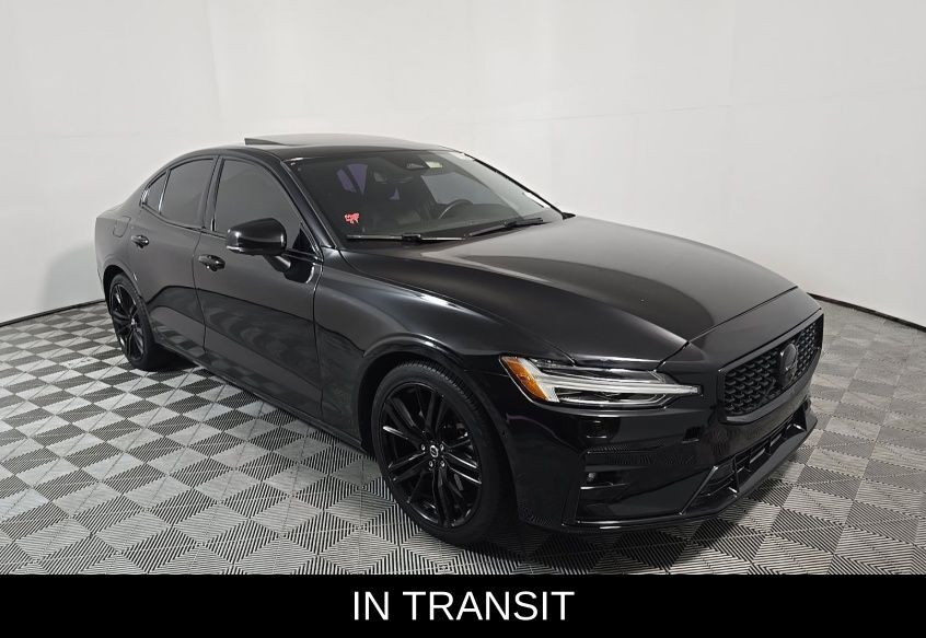 2024 Volvo S60 B5 Plus Black Edition