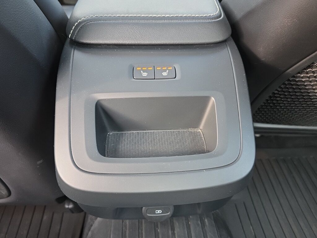 2024 Volvo S60 B5 Plus Black Edition Hunt Valley MD