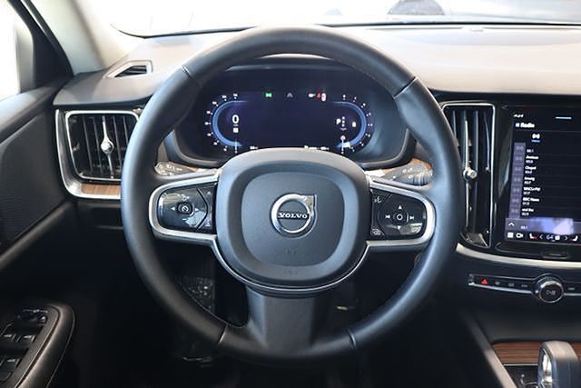 2024 Volvo S60 B5 Plus Dark Theme Raleigh NC