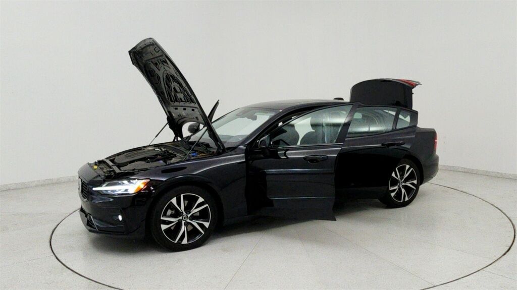 2024 Volvo S60 B5 Plus Dark Theme Laurel MD