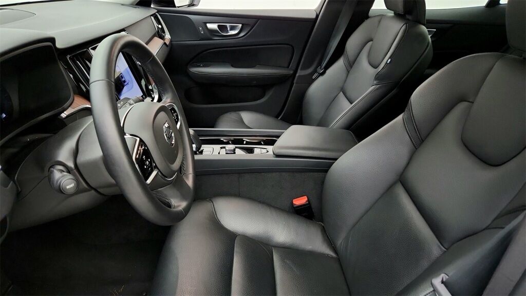 2024 Volvo S60 B5 Plus Dark Theme Laurel MD