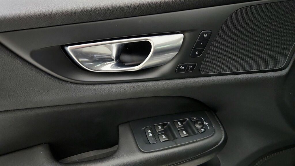 2024 Volvo S60 B5 Plus Dark Theme Laurel MD