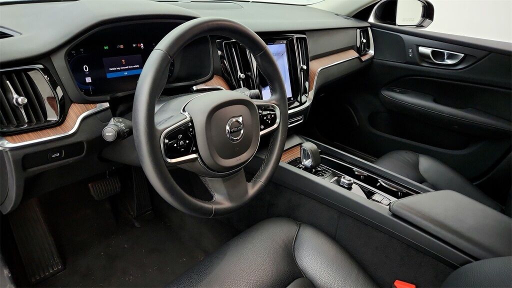 2024 Volvo S60 B5 Plus Dark Theme Laurel MD