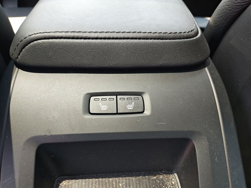 2024 Volvo S60 B5 Plus Dark Theme Hunt Valley MD