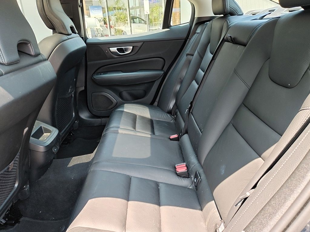 2024 Volvo S60 B5 Plus Dark Theme Hunt Valley MD