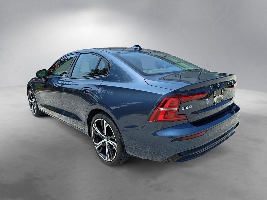 2024 Volvo S60 B5 Plus Dark Theme Hunt Valley MD