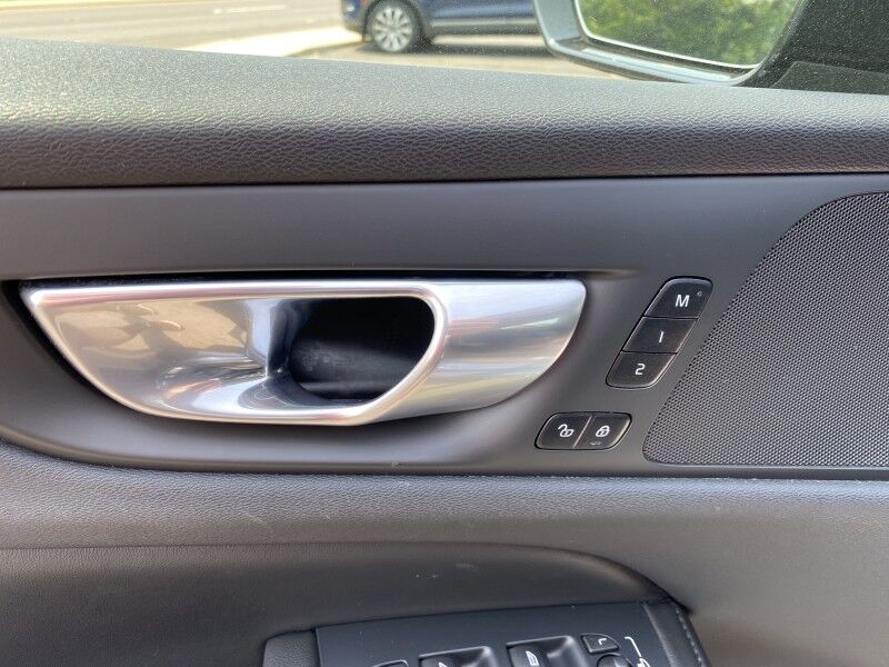 2024 Volvo S60 Core Dark Theme Springfield PA