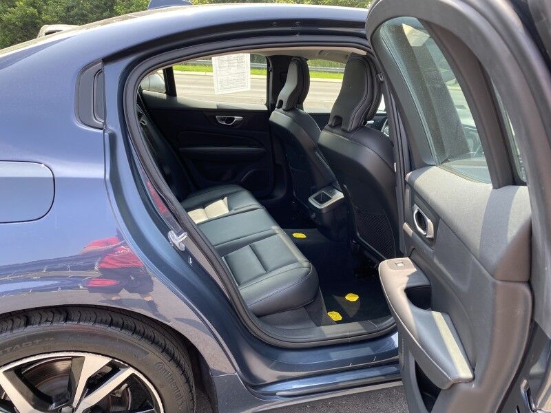 2024 Volvo S60 Core Dark Theme Springfield PA