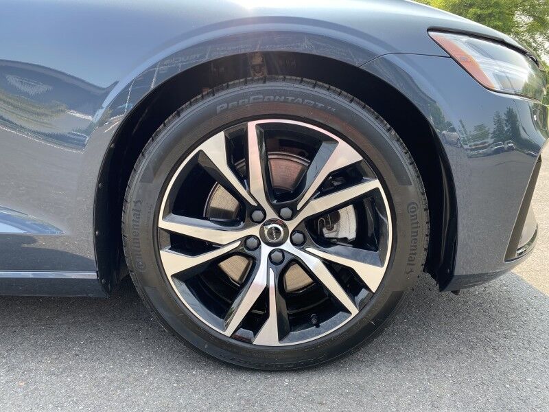 2024 Volvo S60 Core Dark Theme Springfield PA