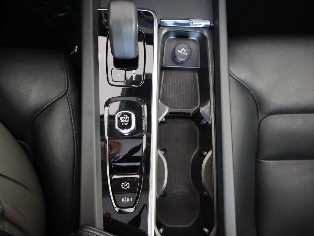 2024 Volvo S60 Core Dark Theme Maumee OH