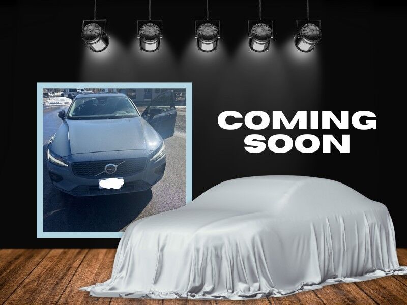 2024 Volvo S60 Core Dark Theme