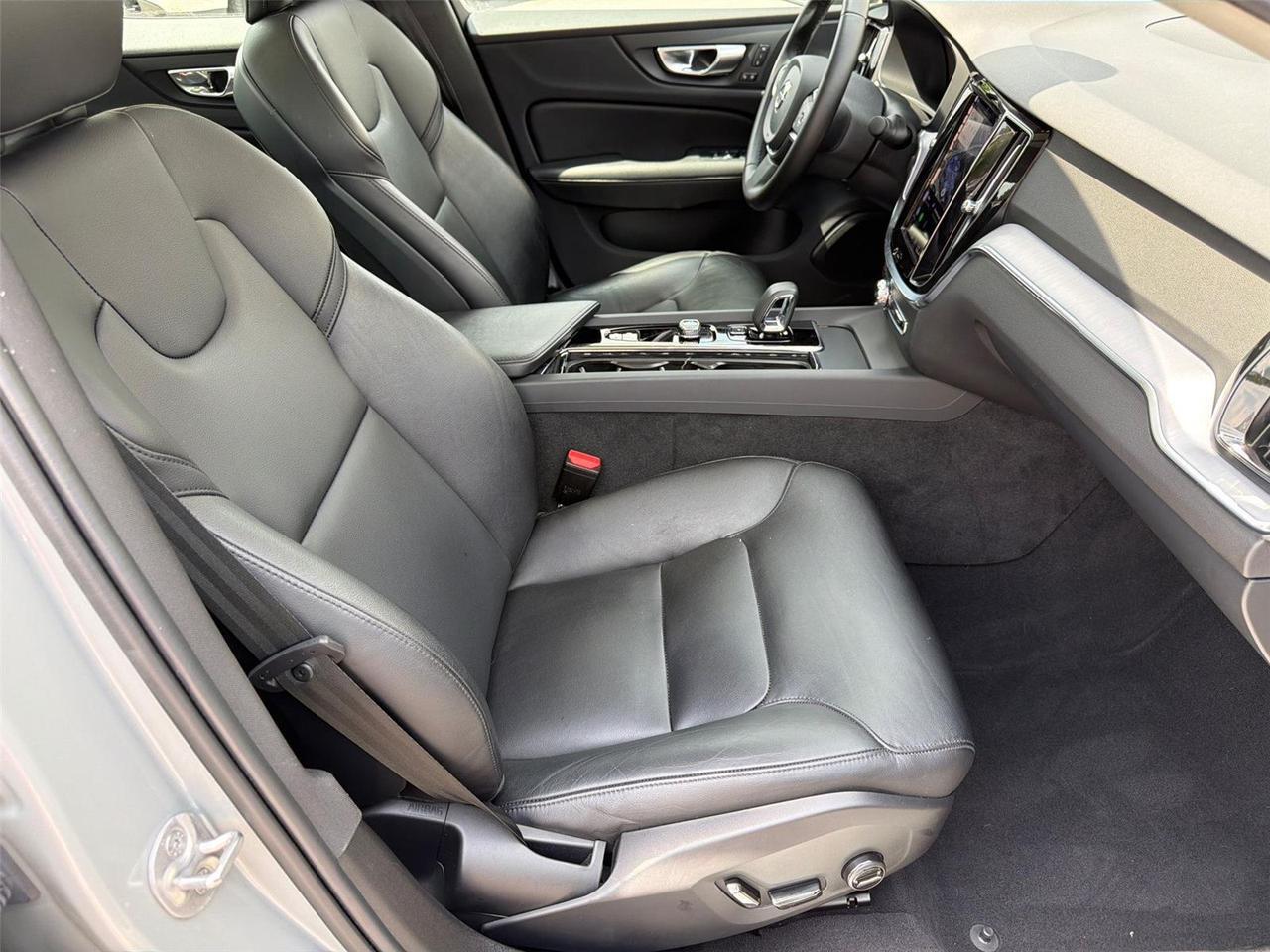 2024 Volvo S60 Core Dark Theme Hagerstown MD