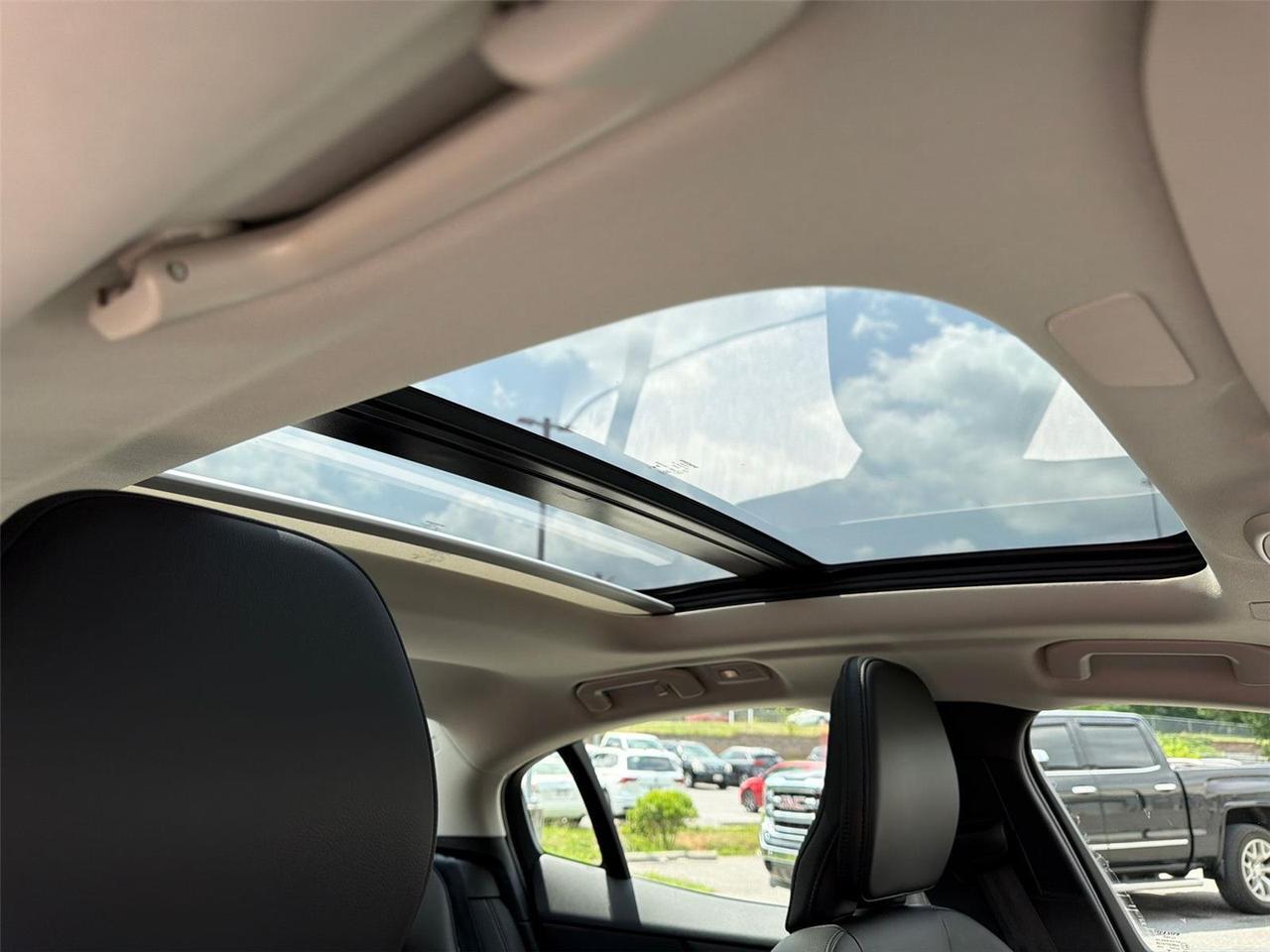 2024 Volvo S60 Core Dark Theme Hagerstown MD