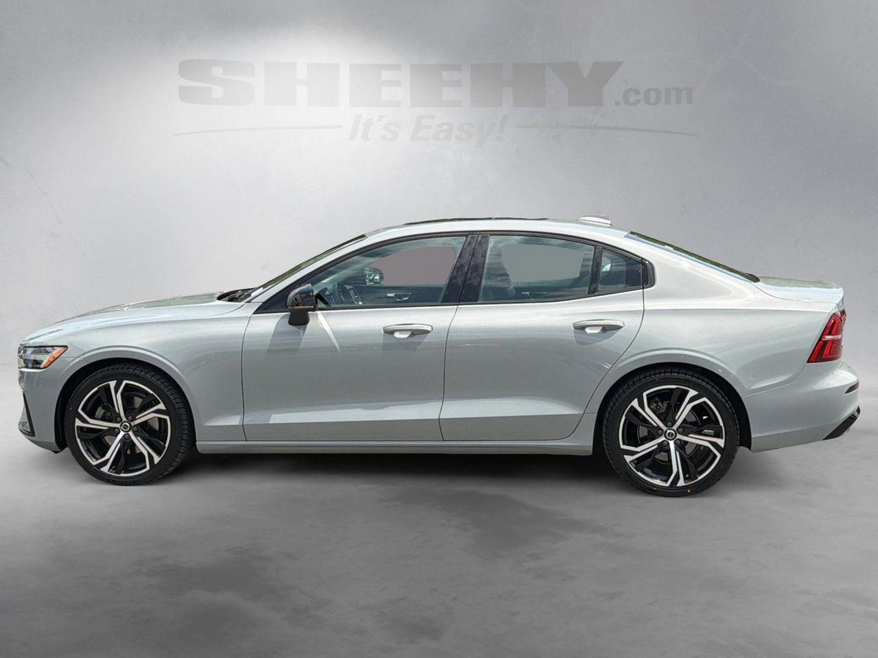 2024 Volvo S60 Core Dark Theme Hagerstown MD