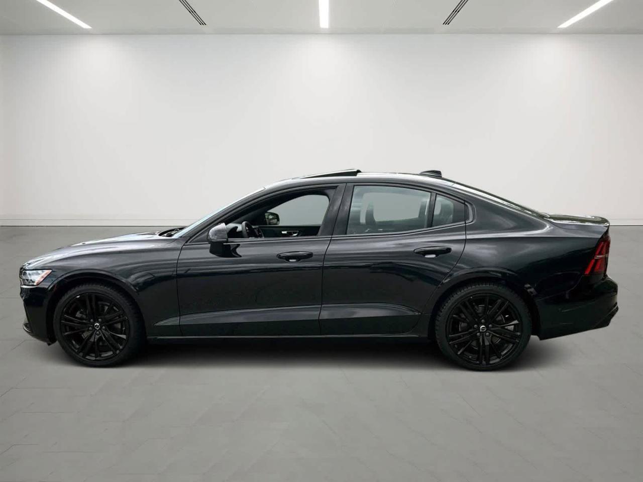 2024 Volvo S60 Plus Black Edition Plymouth MA