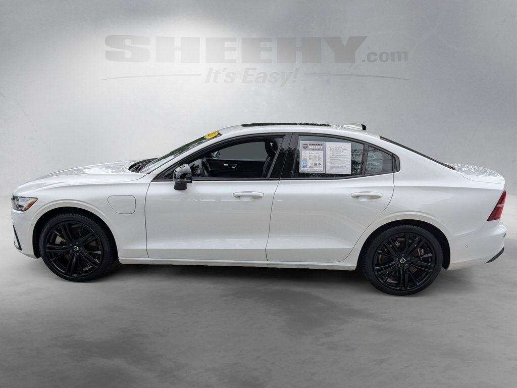 2024 Volvo S60 Recharge Plug-In Hybrid T8 Plus Black Edition Hunt Valley MD